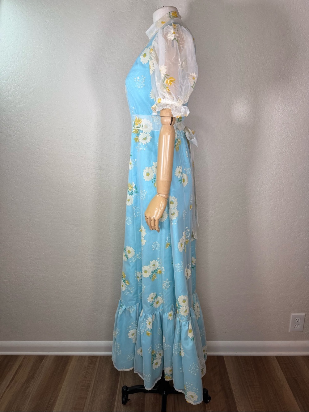 Vintage 60s Sky Blue Prairie Flocked Daisy Floral Ruffled Maxi Dress SMALL EUC - Picture 6 of 16